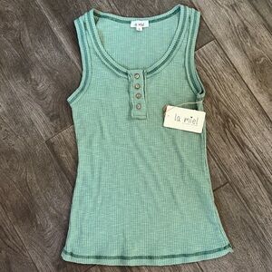 NWT LA MIEL Sage Button-Front Tank Top